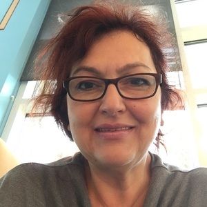 Meet your Posher, Lidia